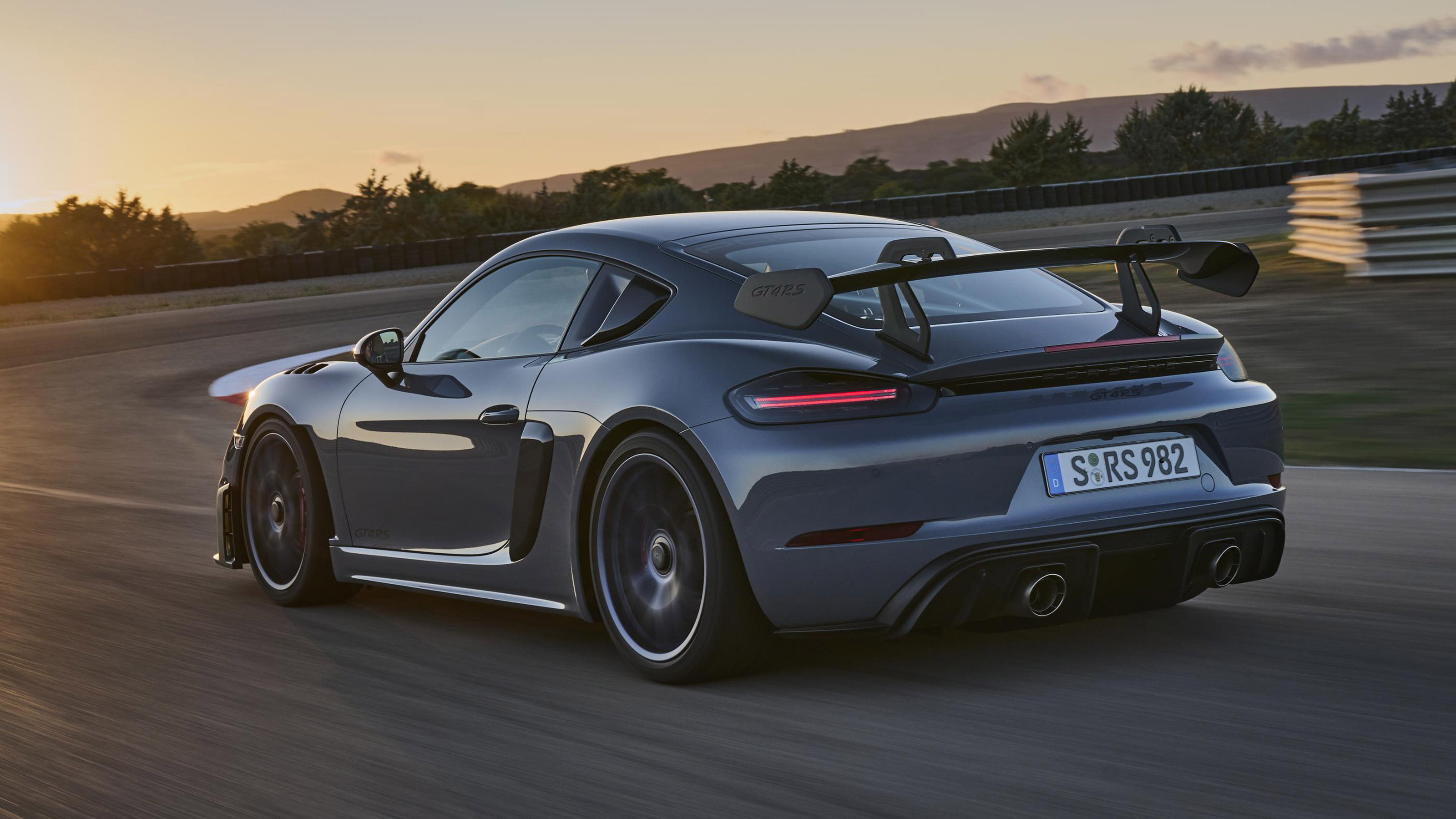 Share 119+ images porsche cayman years to avoid In.thptnganamst.edu.vn